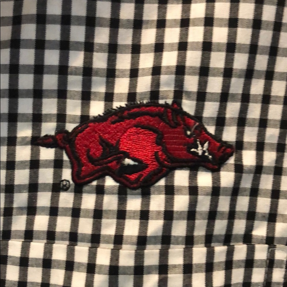 NWT Razorbacks - WooPig button down - Picture 2 of 4